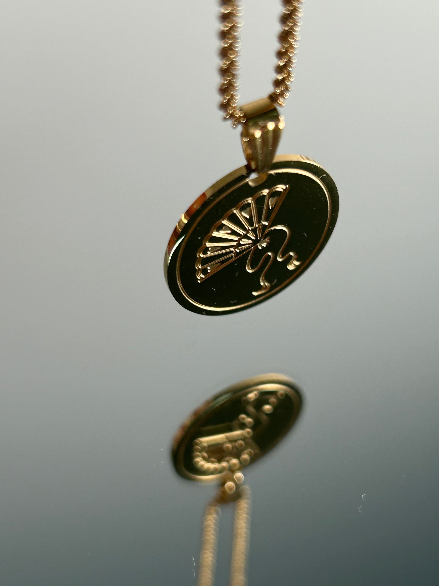 Collana con ciondolo Sensu