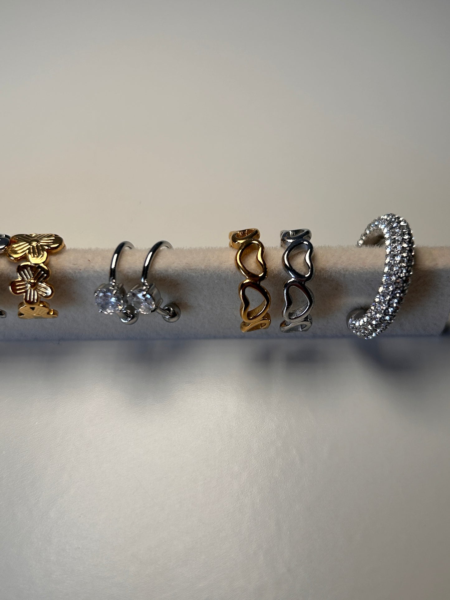 Earcuff design