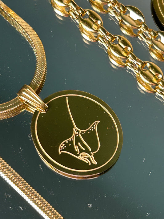 Collana con ciondolo Manta