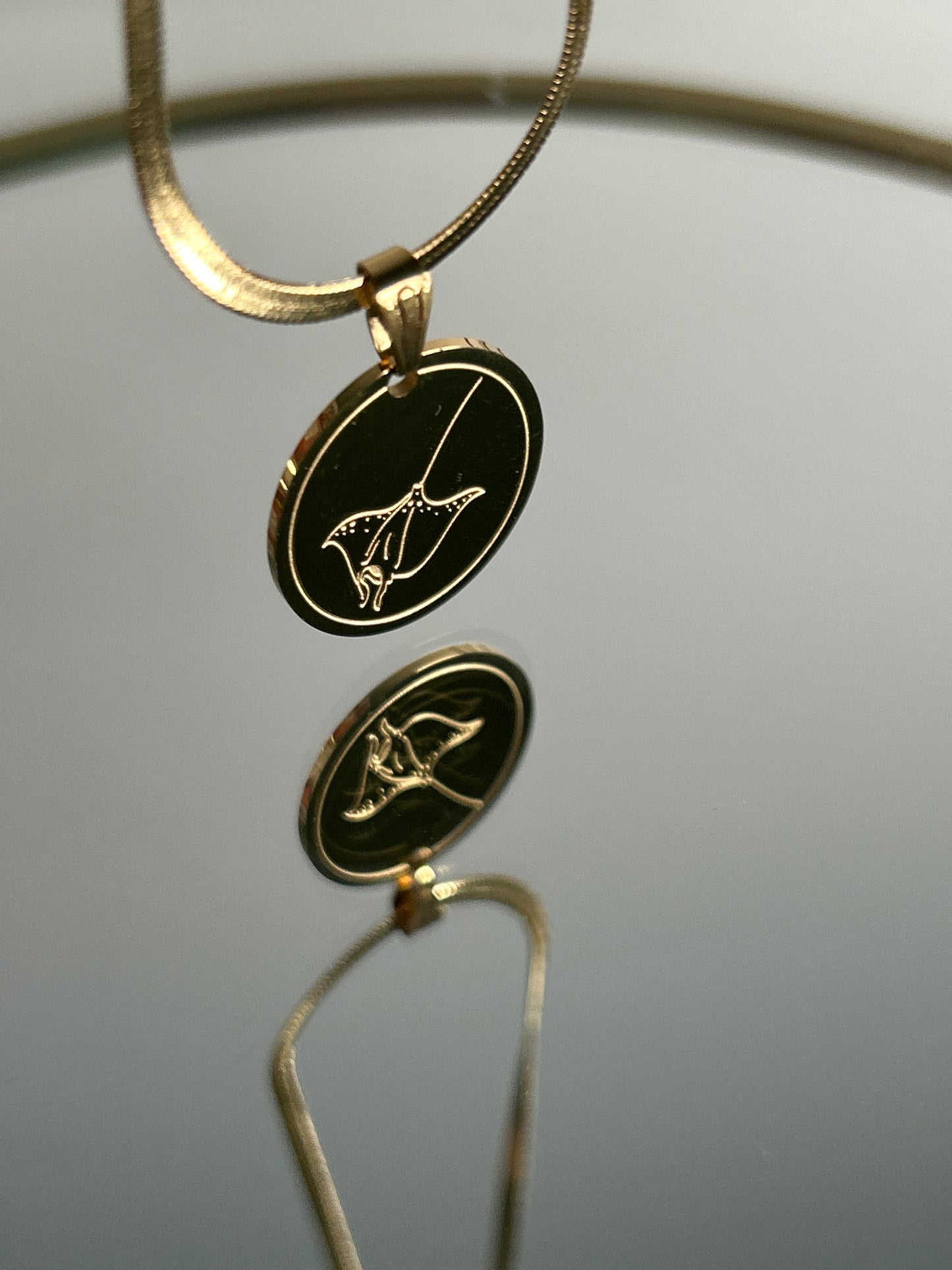 Collana con ciondolo Manta